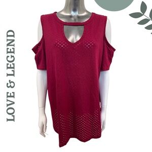 🛍️3/$40 Love & Legend Keyhole Cold Shoulder Tee in Berry | Cut Out Shoulder  2X